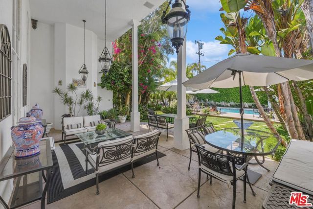 717 N Rodeo Drive, Beverly Hills, CA 90210