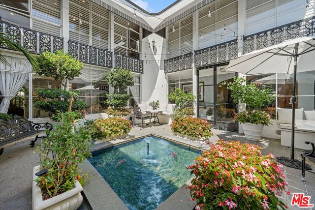 717 N Rodeo Drive, Beverly Hills, CA 90210