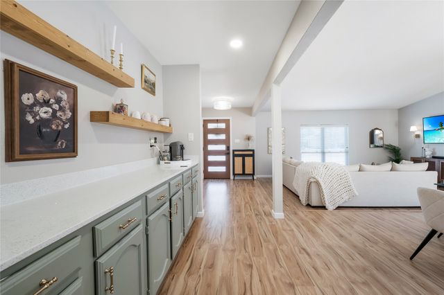 2201 Travis Drive, Plano, TX 75093