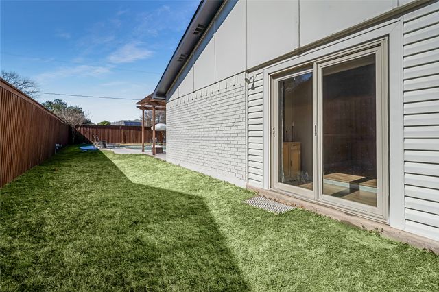 2201 Travis Drive, Plano, TX 75093