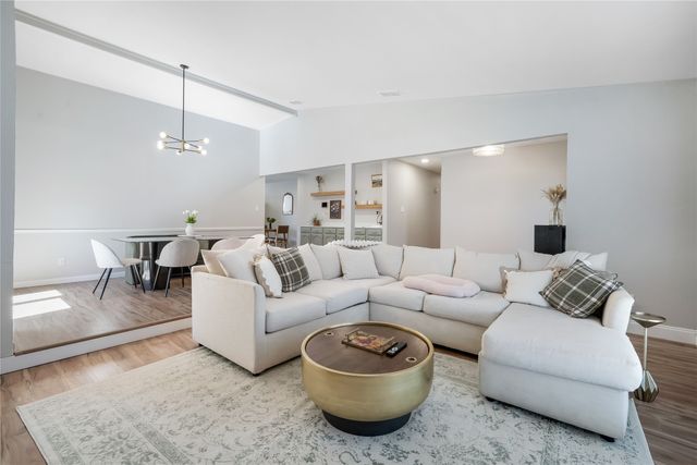 2201 Travis Drive, Plano, TX 75093