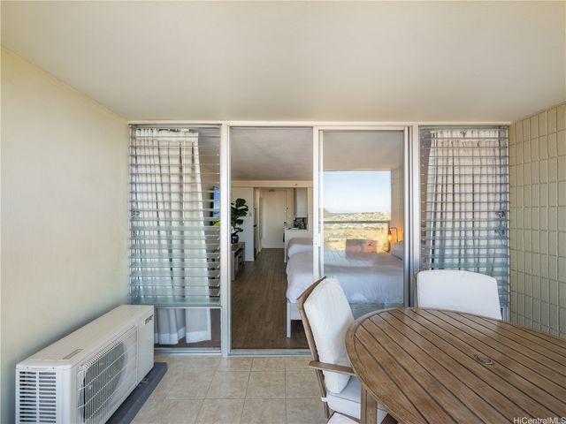 445 Seaside Avenue 3703, Honolulu, HI 96815