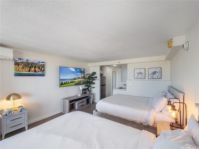 445 Seaside Avenue 3703, Honolulu, HI 96815