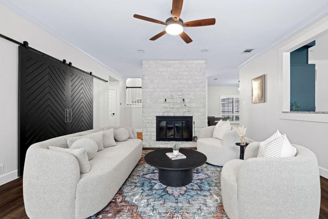 112 Tellus ST, Lakeway, TX 78734