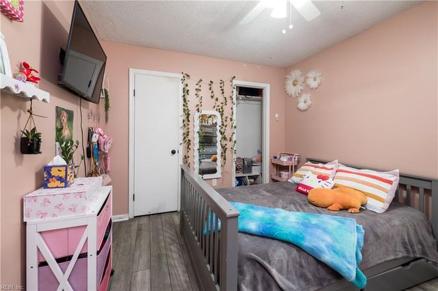 3421 Dana LN, Virginia Beach, VA 23452