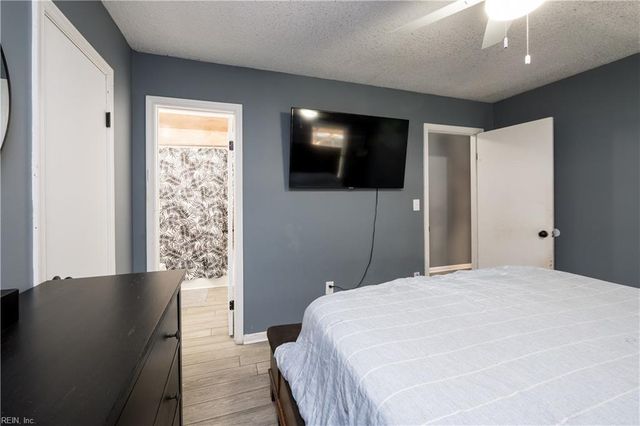 3421 Dana LN, Virginia Beach, VA 23452