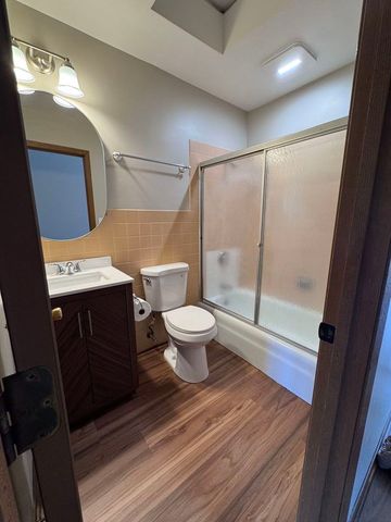 539 N Lake Street 539, Mundelein, IL 60060