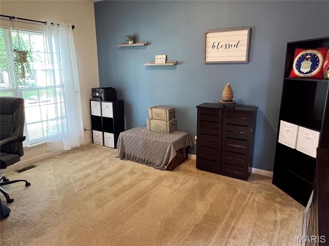 7928 Pinetop Drive, Oakville, MO 63129