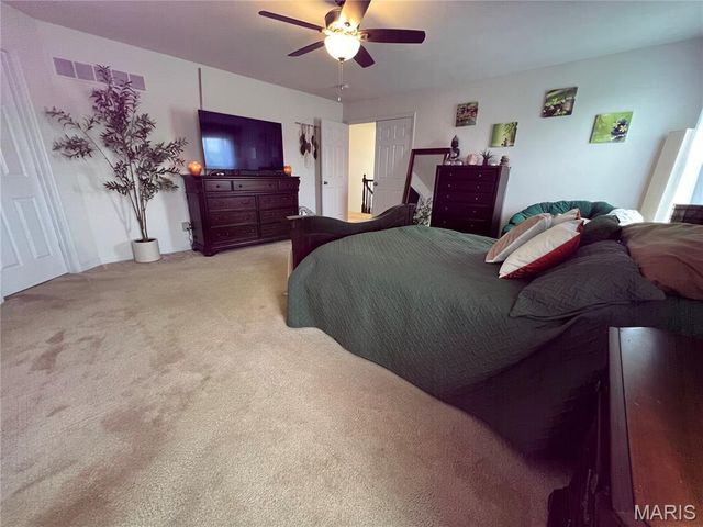 7928 Pinetop Drive, Oakville, MO 63129