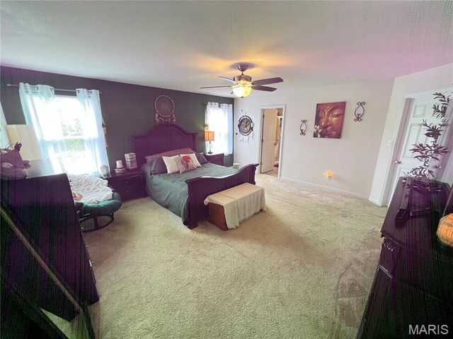 7928 Pinetop Drive, Oakville, MO 63129