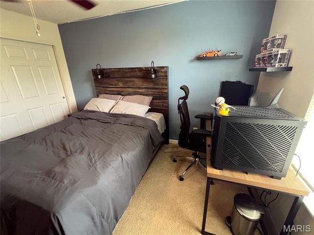 7928 Pinetop Drive, Oakville, MO 63129