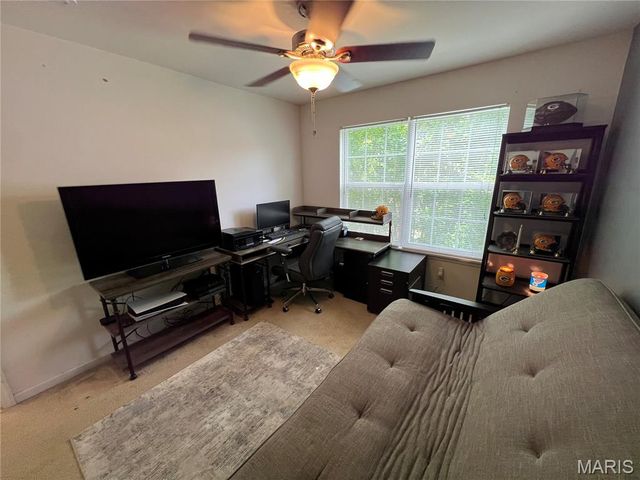 7928 Pinetop Drive, Oakville, MO 63129