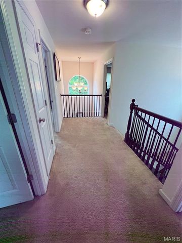 7928 Pinetop Drive, Oakville, MO 63129