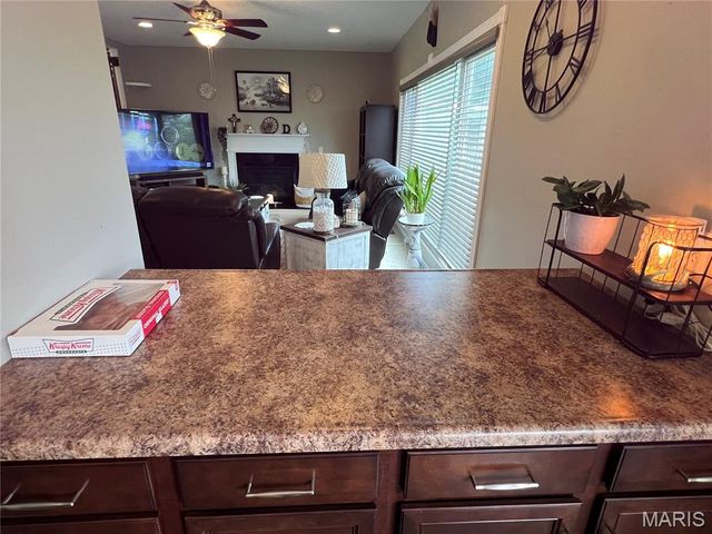 7928 Pinetop Drive, Oakville, MO 63129