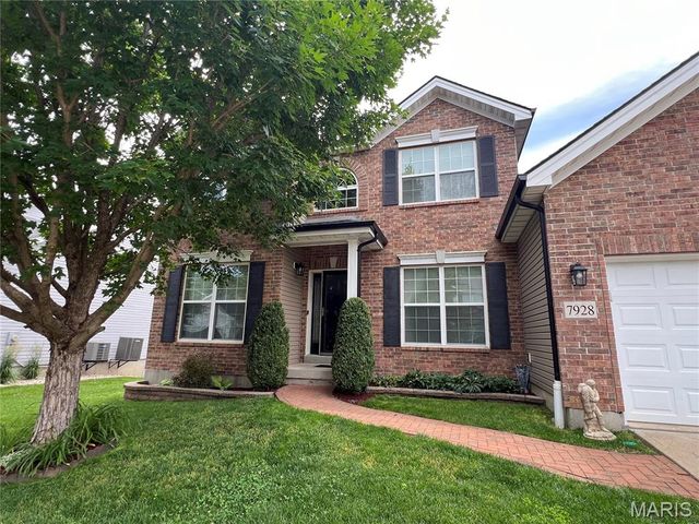 7928 Pinetop Drive, Oakville, MO 63129