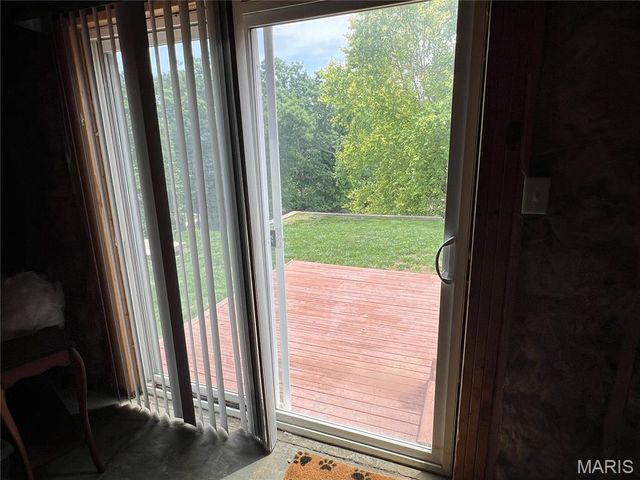 7928 Pinetop Drive, Oakville, MO 63129