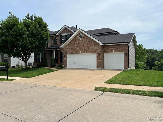 7928 Pinetop Drive, Oakville, MO 63129