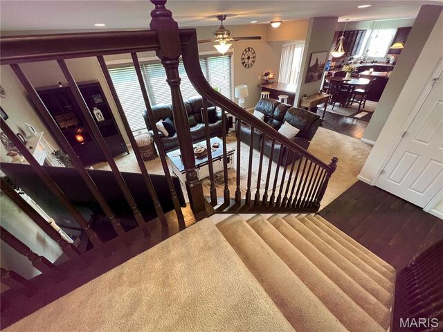 7928 Pinetop Drive, Oakville, MO 63129
