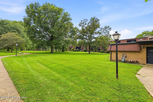 3502 Lodge Ln 333, Louisville, KY 40218