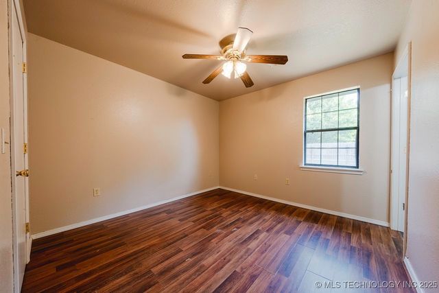 207 W Redding, Whitefield, OK 74472