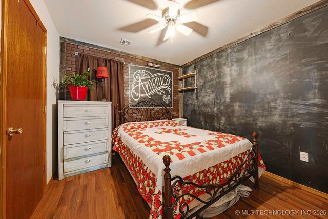 207 W Redding, Whitefield, OK 74472