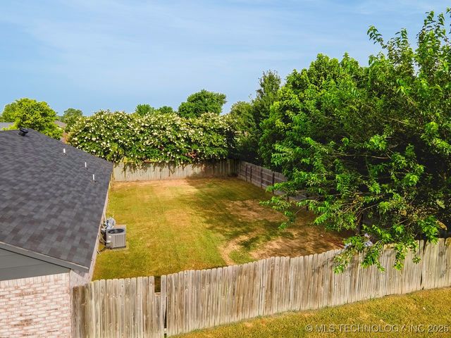 207 W Redding, Whitefield, OK 74472