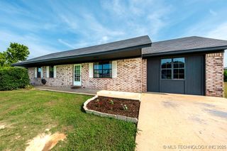 207 W Redding, Whitefield, OK 74472