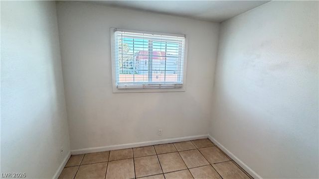 3356 Sylvia Street 3, Las Vegas, NV 89121
