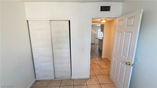 3356 Sylvia Street 3, Las Vegas, NV 89121