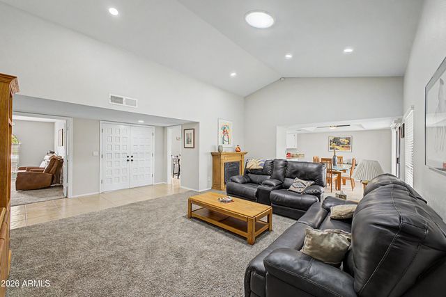 1318 LEISURE WORLD --, Mesa, AZ 85206