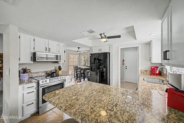 1318 LEISURE WORLD --, Mesa, AZ 85206