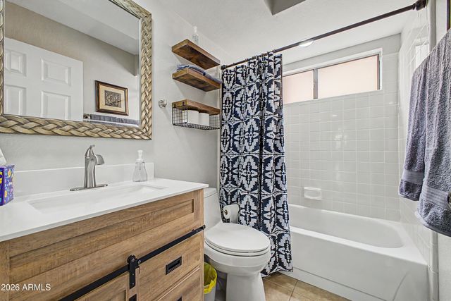 1318 LEISURE WORLD --, Mesa, AZ 85206
