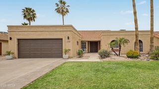 1318 LEISURE WORLD --, Mesa, AZ 85206