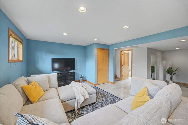 6325 Northridge Drive, Snohomish, WA 98290