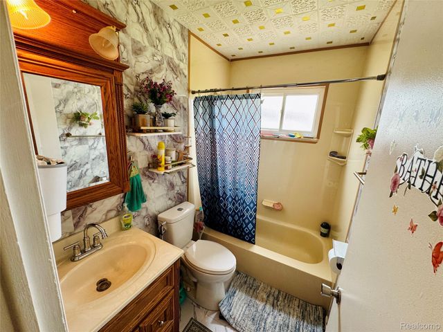 33564 Vista Way Way, Fraser, MI 48026