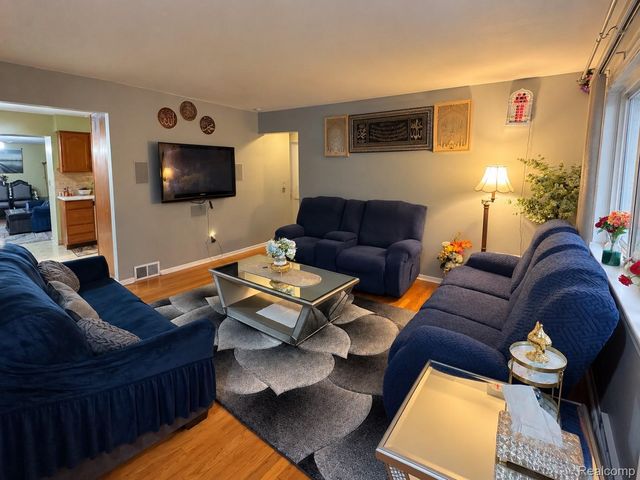 33564 Vista Way Way, Fraser, MI 48026