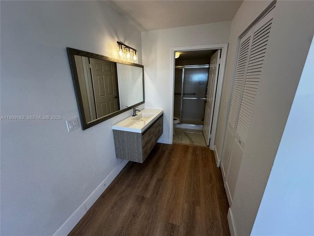 2560 NW 103rd Avenue 402, Sunrise, FL 33322