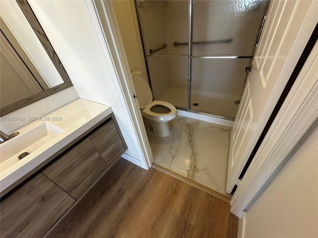 2560 NW 103rd Avenue 402, Sunrise, FL 33322