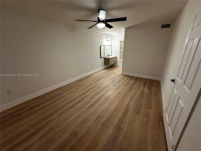 2560 NW 103rd Avenue 402, Sunrise, FL 33322