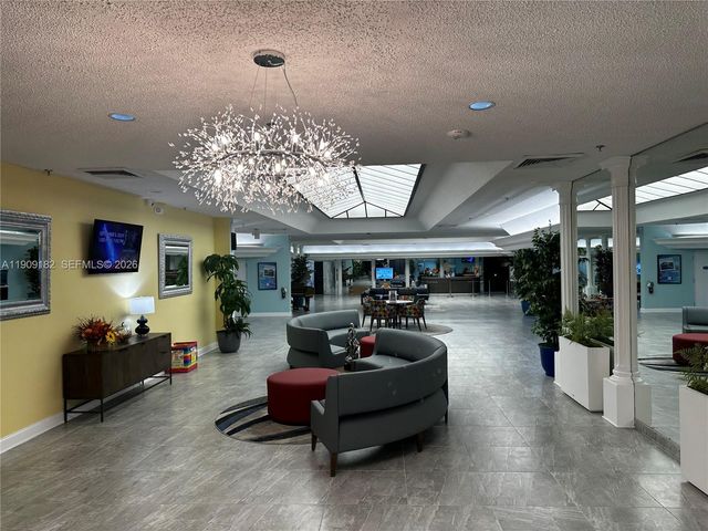 2560 NW 103rd Avenue 402, Sunrise, FL 33322