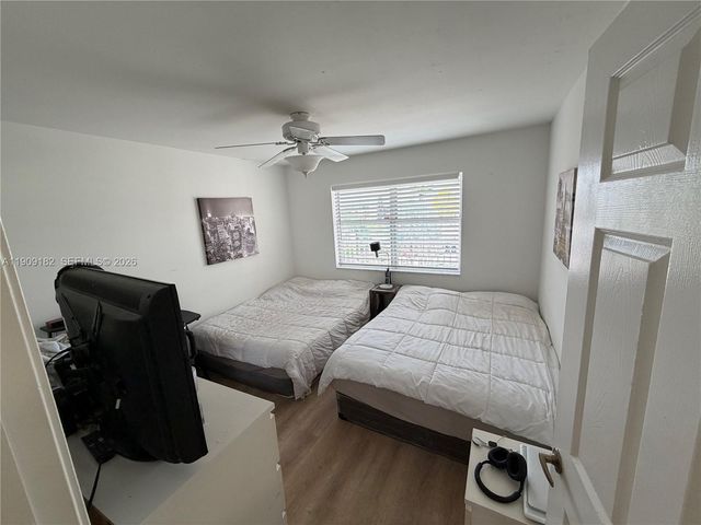 2560 NW 103rd Avenue 402, Sunrise, FL 33322