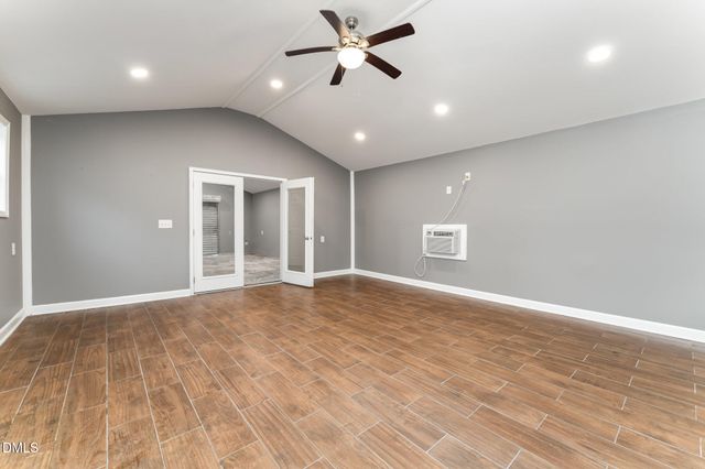 7810 Us Highway 301 S, Four Oaks, NC 27524