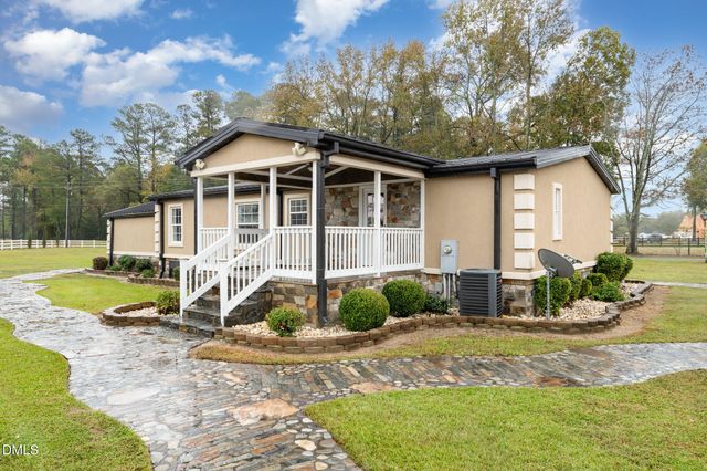 7810 Us Highway 301 S, Four Oaks, NC 27524