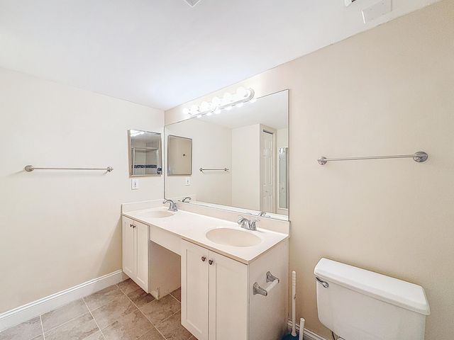 3300 NE 192 Street NE 1216, Aventura, FL 33180