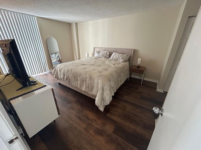 3300 NE 192 Street NE 1216, Aventura, FL 33180