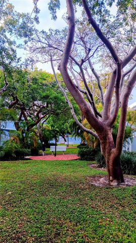 798 Crandon Boulevard 55-B, Key Biscayne, FL 33149