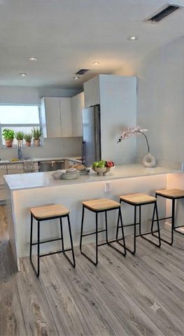 798 Crandon Boulevard 55-B, Key Biscayne, FL 33149