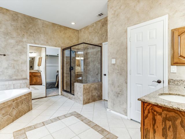 7701 Marble Canyon Court, Fort Worth, TX 76137