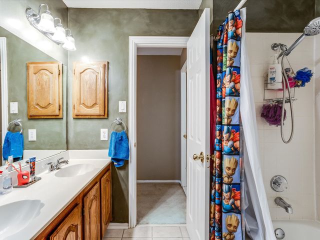 7701 Marble Canyon Court, Fort Worth, TX 76137