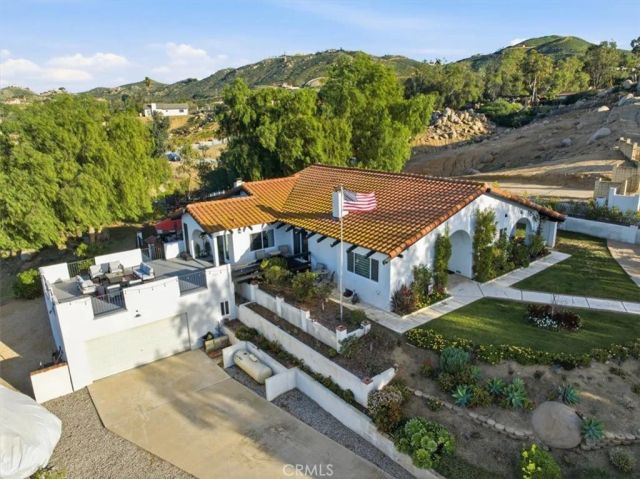 21260 Ridgedale, Lake Mathews, CA 92570